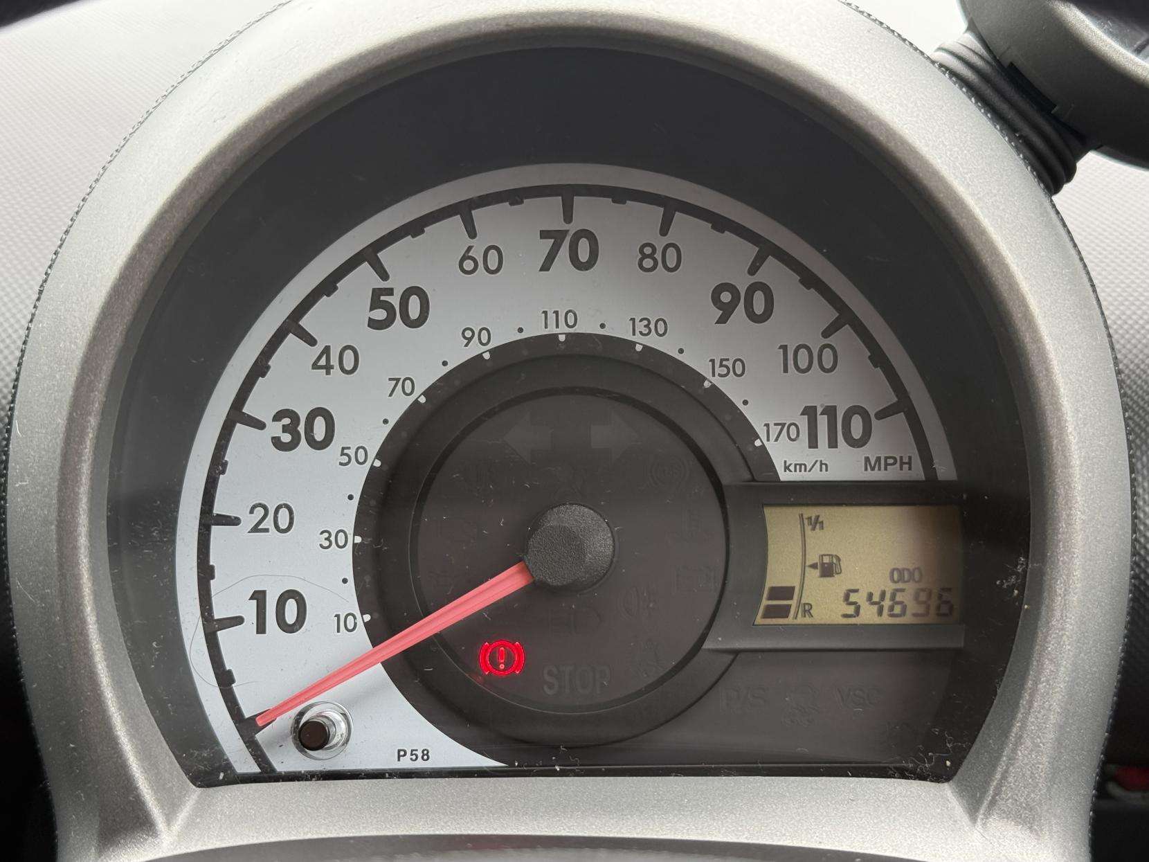 2014 PEUGEOT 107 2014 PEUGEOT 107