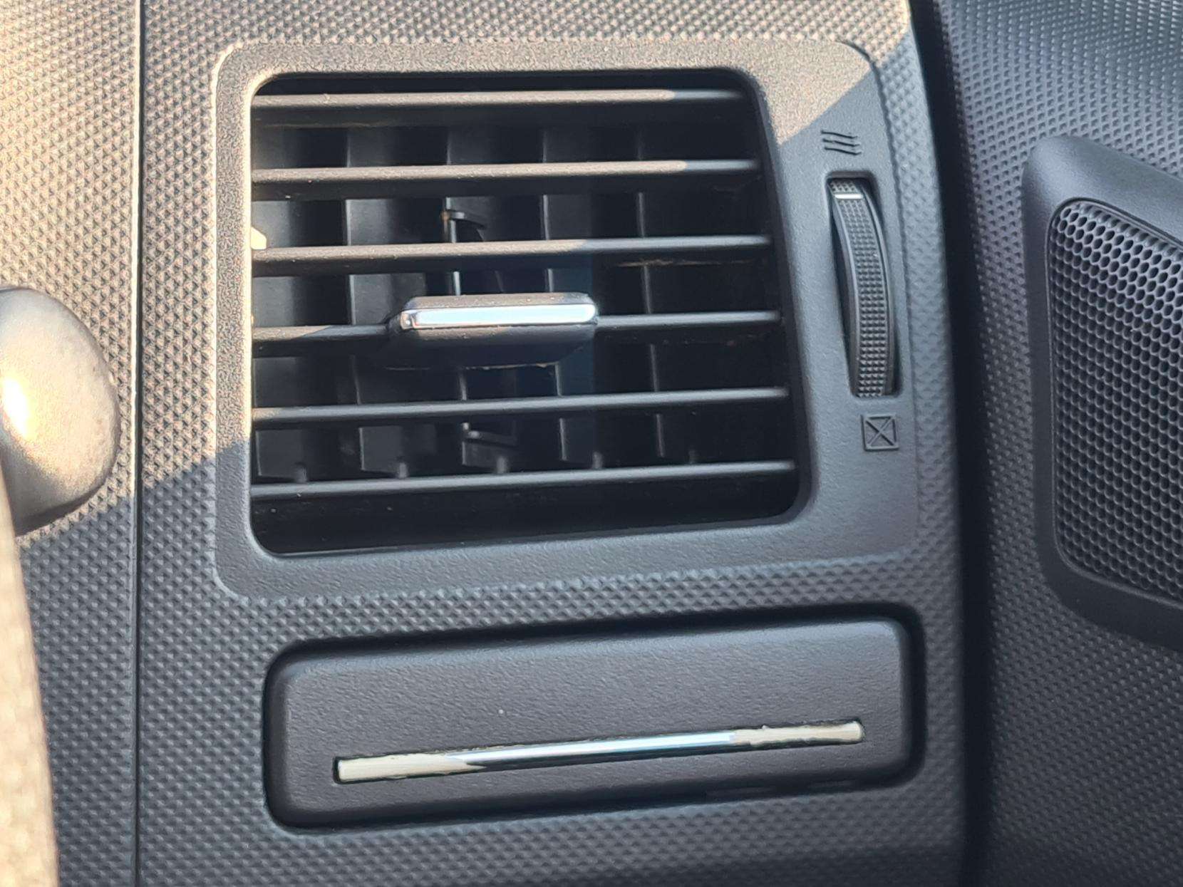 2012 TOYOTA AURIS 2012 TOYOTA AURIS