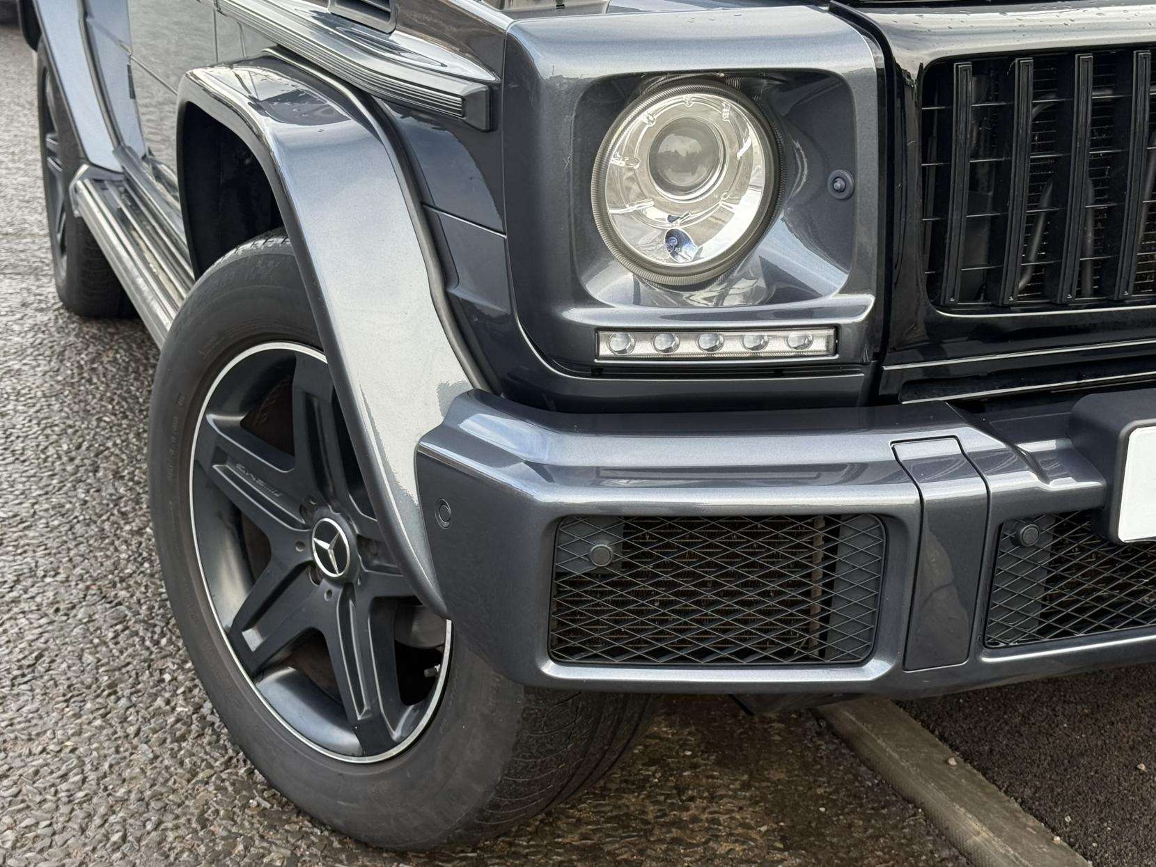 A 2016 MERCEDES-BENZ G CLASS 3.0 G350 CDI V6 SUV 5dr Diesel G-Tronic 4WD Euro 6 (s/s) (245 ps) A 2016 MERCEDES-BENZ G CLASS 3.0 G350 CDI V6 SUV 5dr Diesel G-Tronic 4WD Euro 6 (s/s) (245 ps)