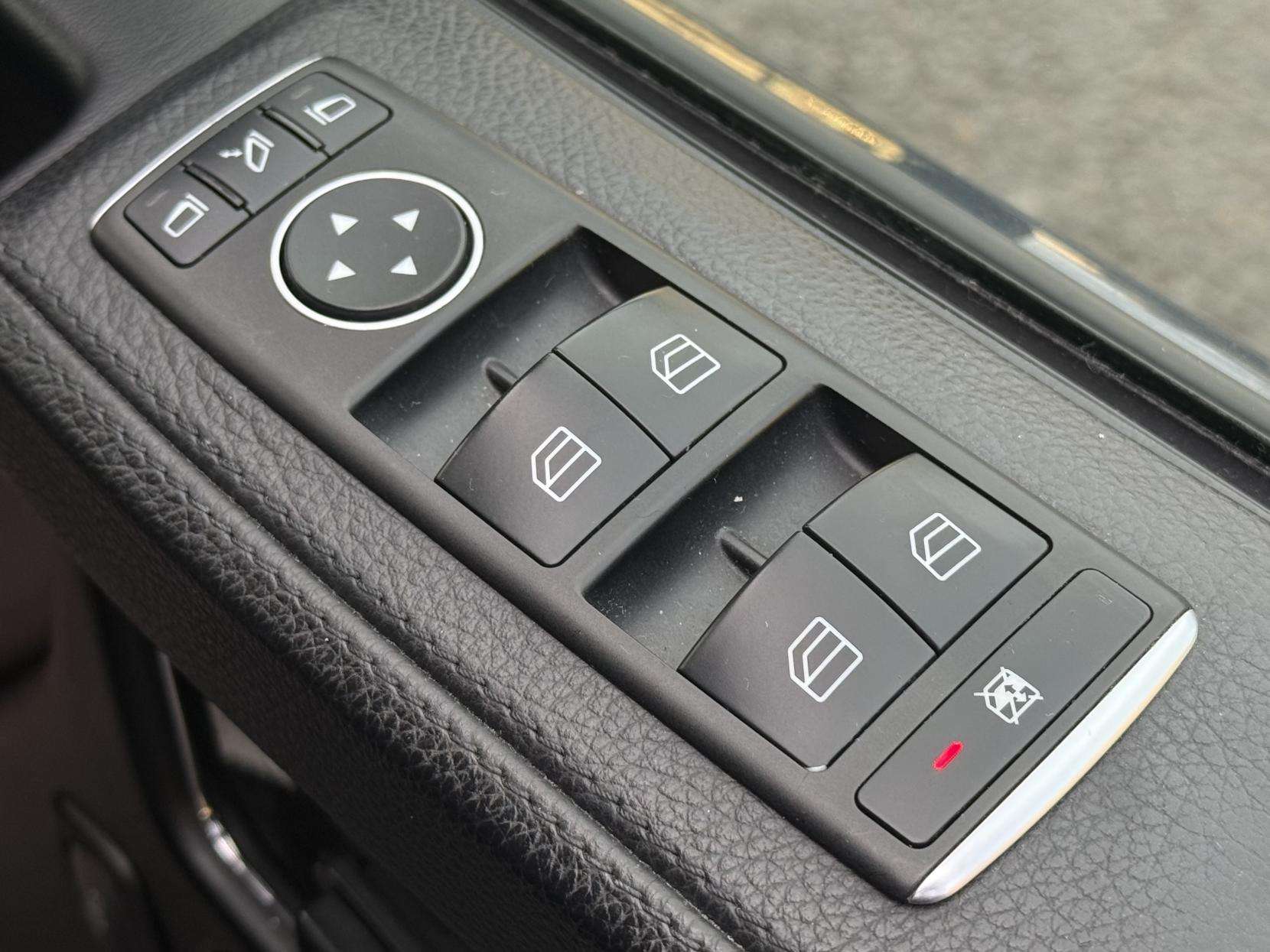 2016 MERCEDES-BENZ G CLASS 2016 MERCEDES-BENZ G CLASS