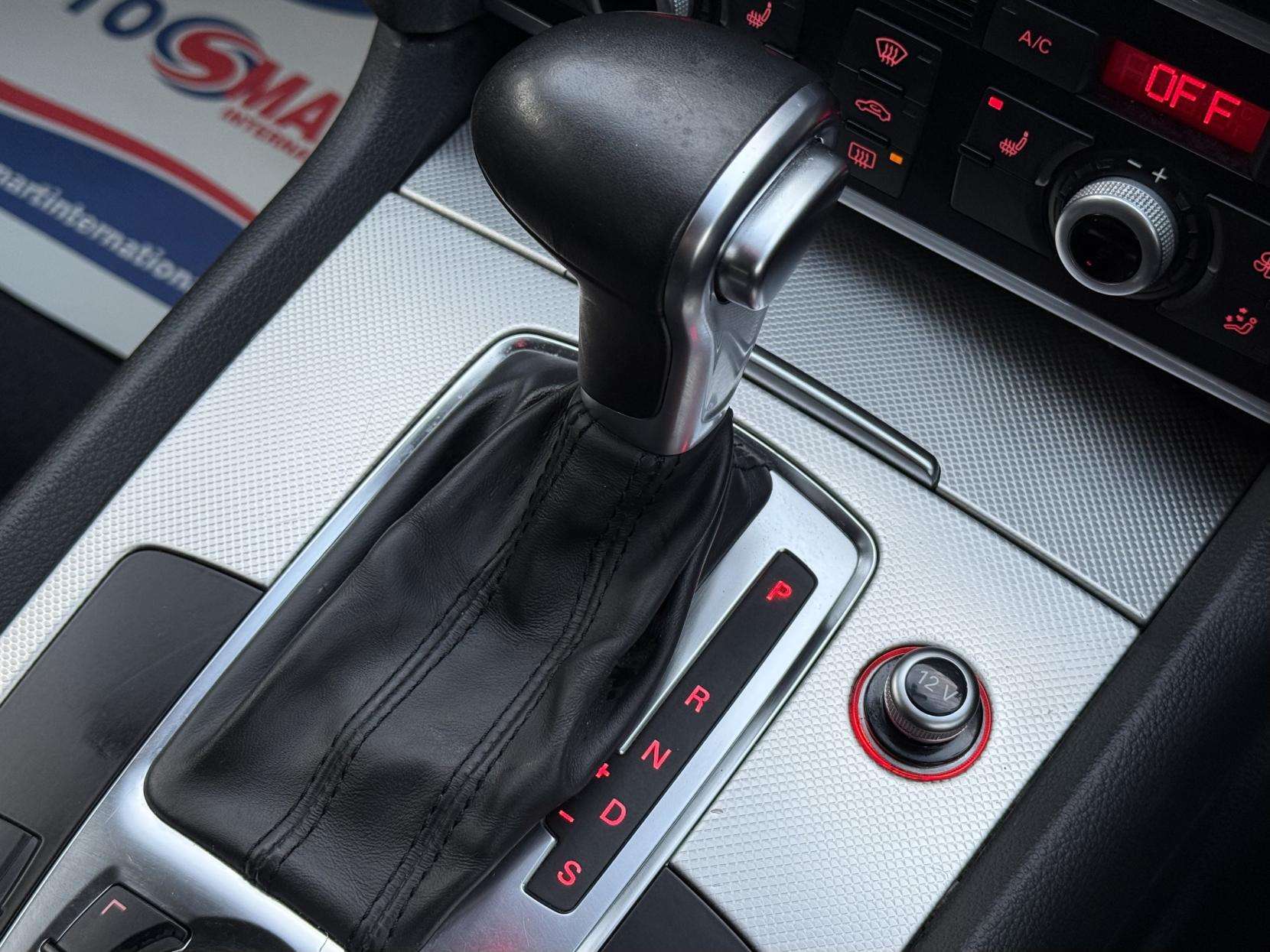 2013 AUDI Q7 2013 AUDI Q7