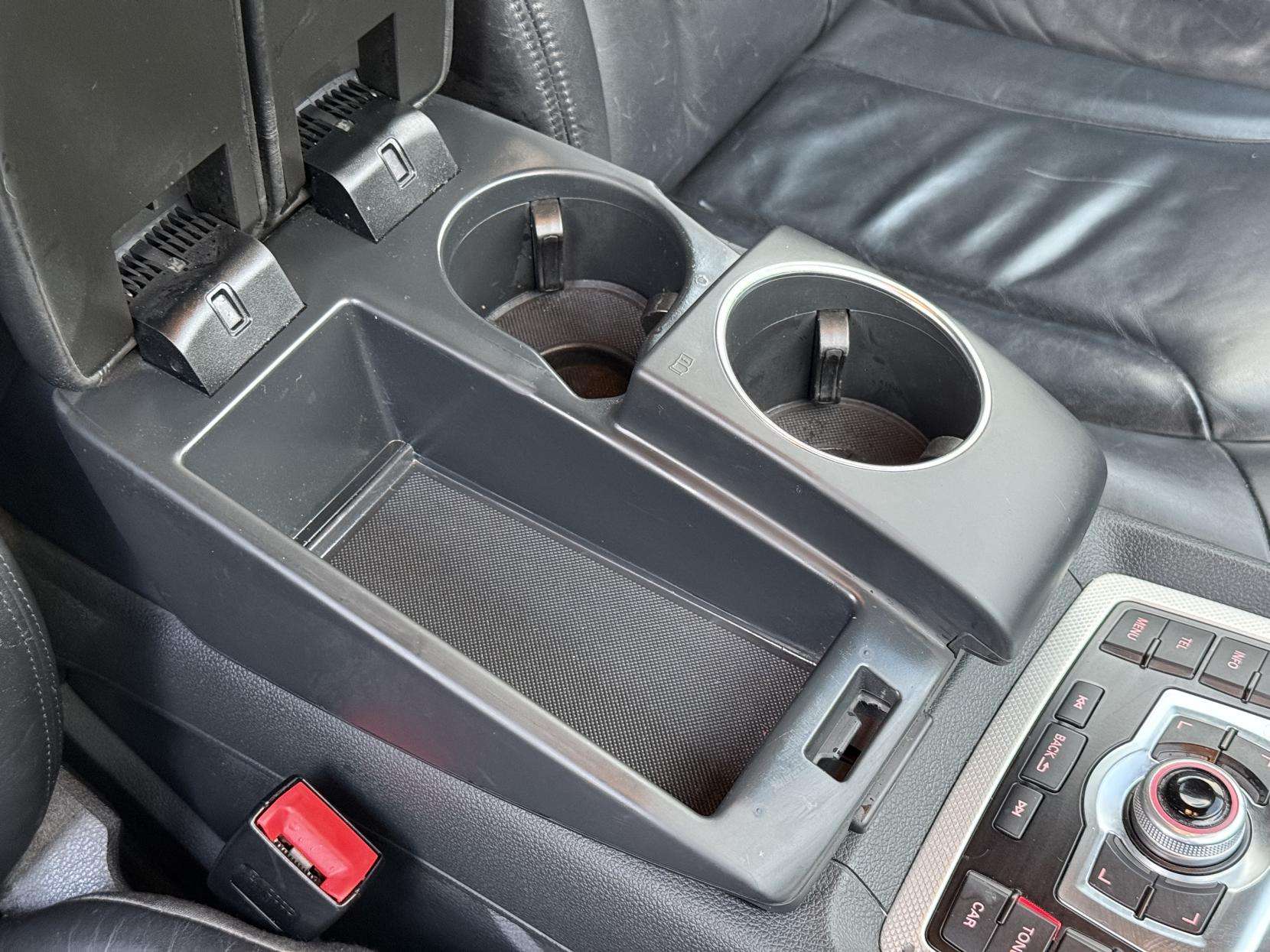 2013 AUDI Q7 2013 AUDI Q7