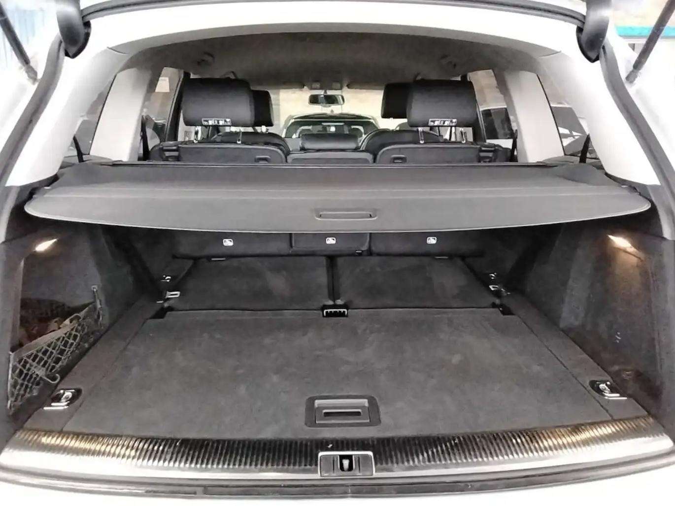 2013 AUDI Q7 2013 AUDI Q7