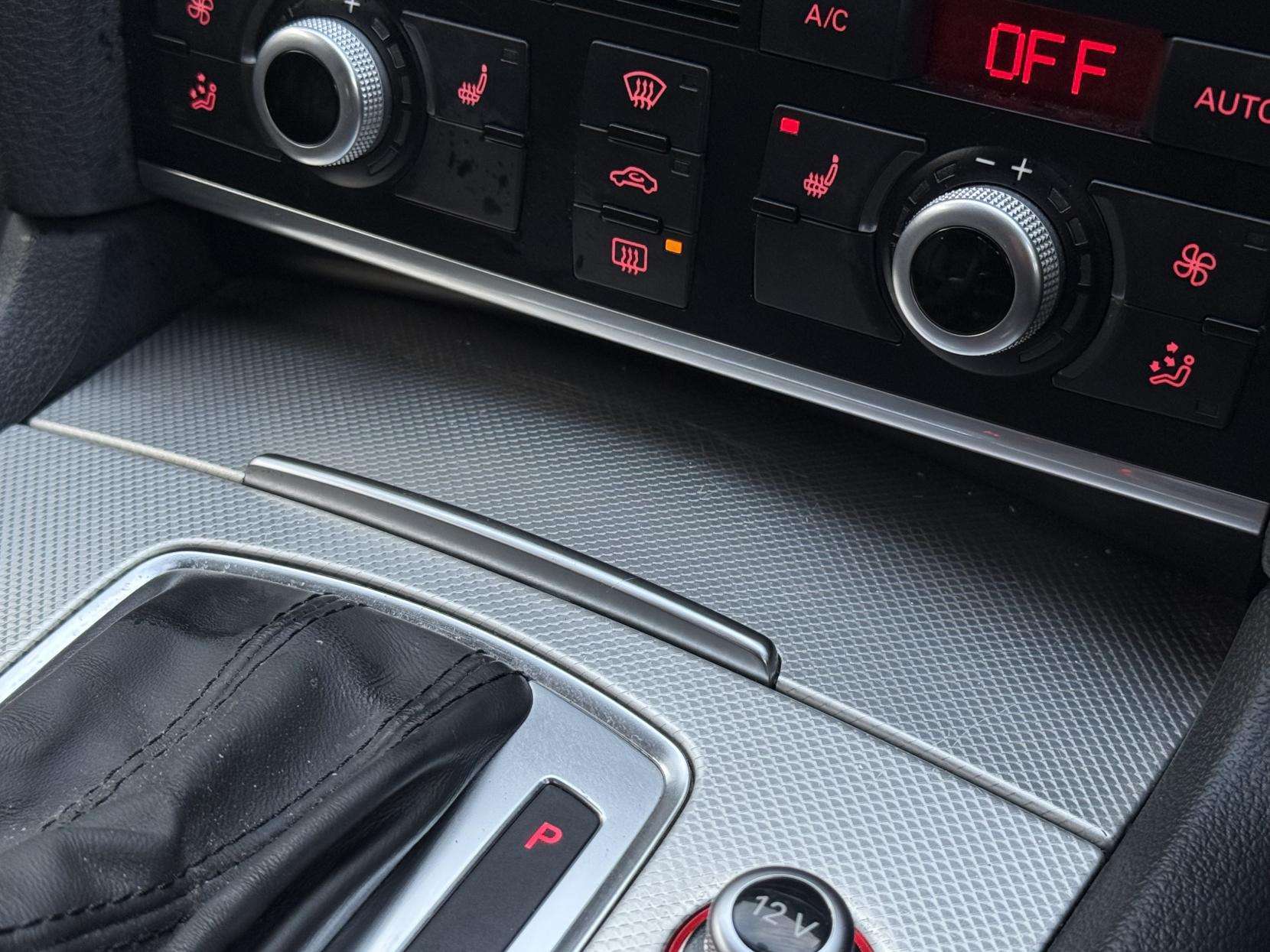 2013 AUDI Q7 2013 AUDI Q7