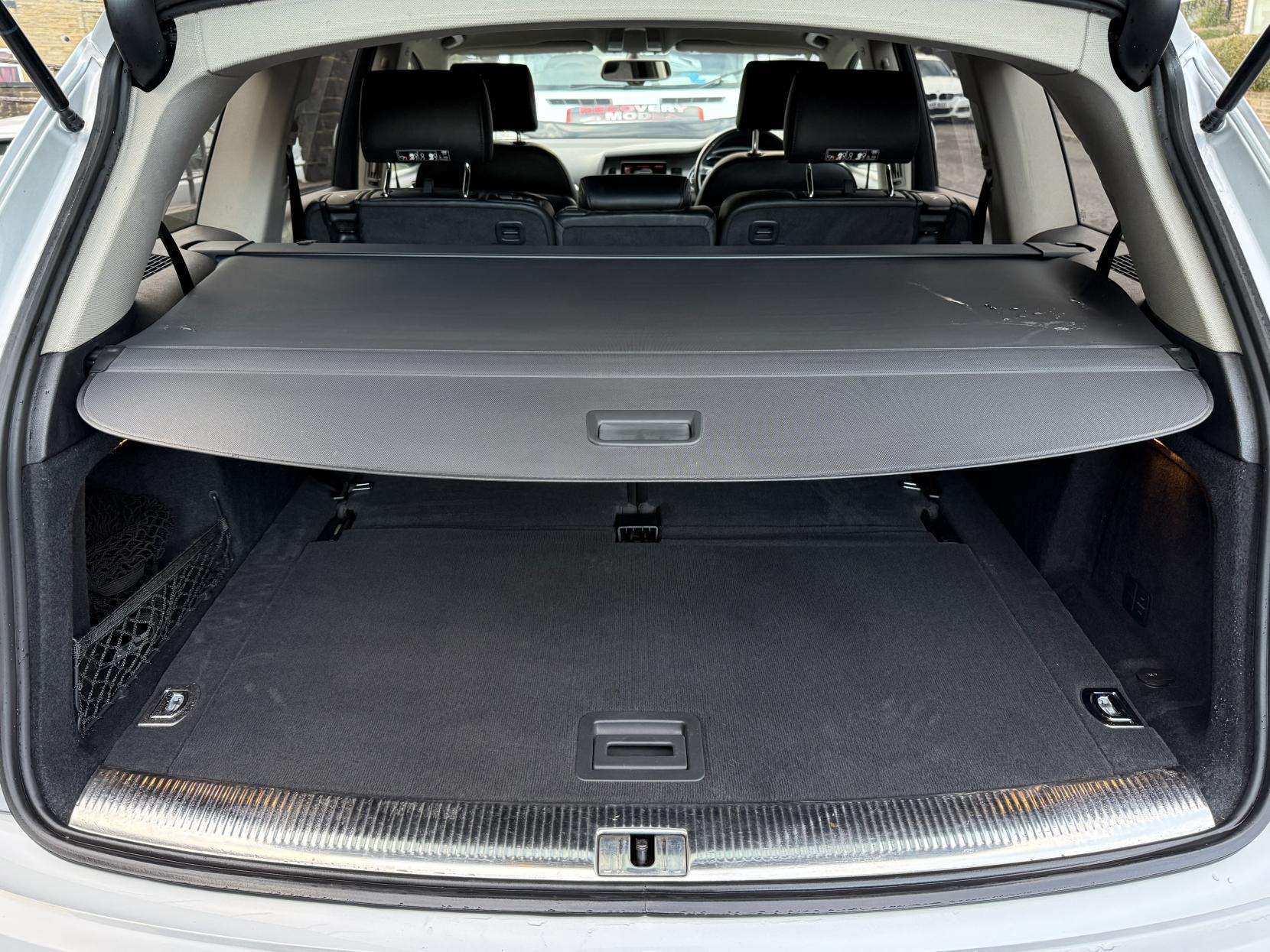 2013 AUDI Q7 2013 AUDI Q7