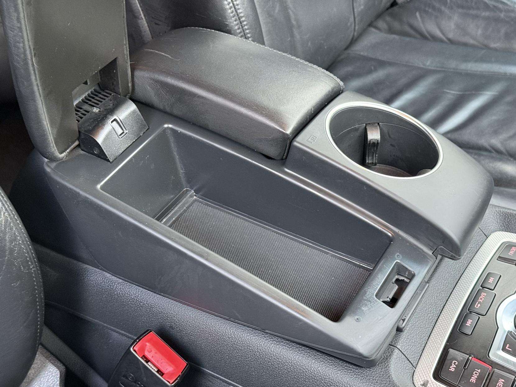 2013 AUDI Q7 2013 AUDI Q7