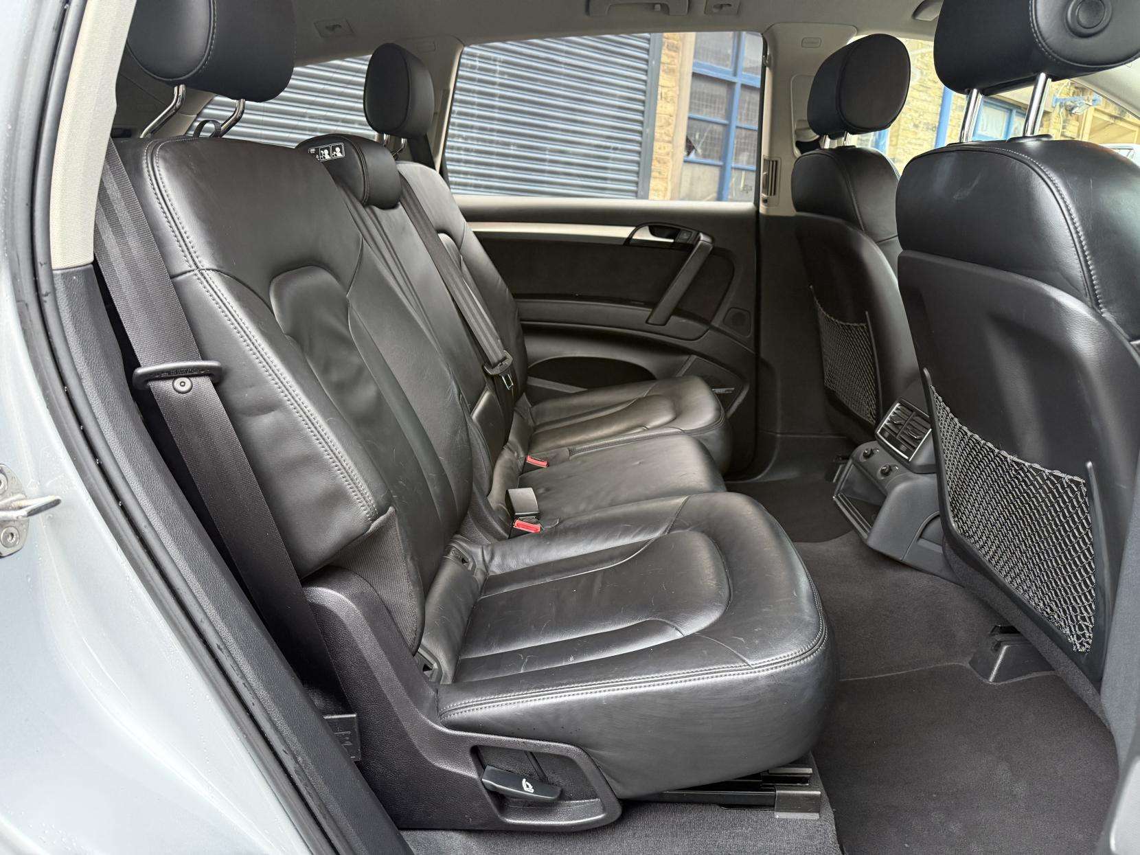 2013 AUDI Q7 2013 AUDI Q7