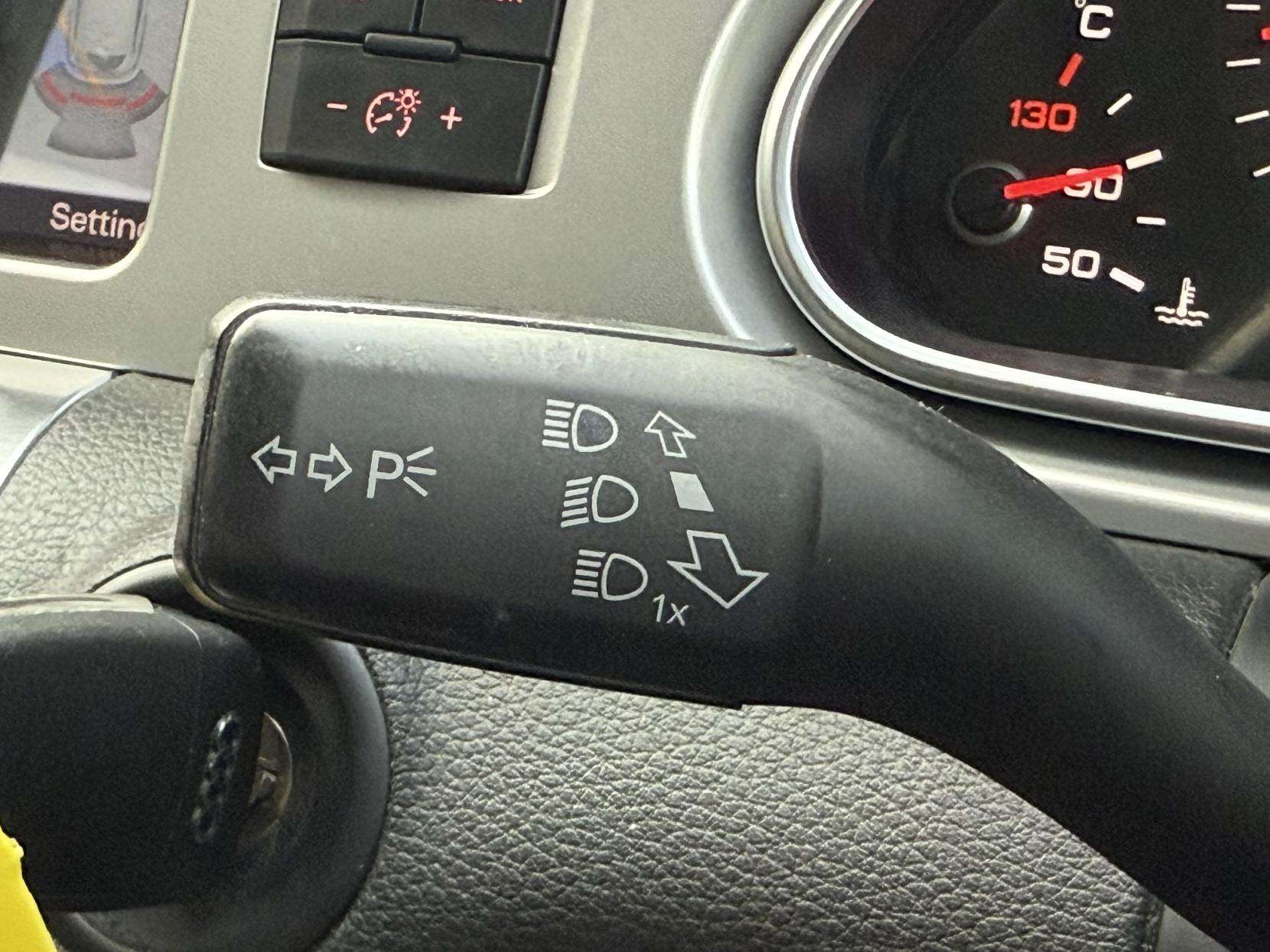 2013 AUDI Q7 2013 AUDI Q7