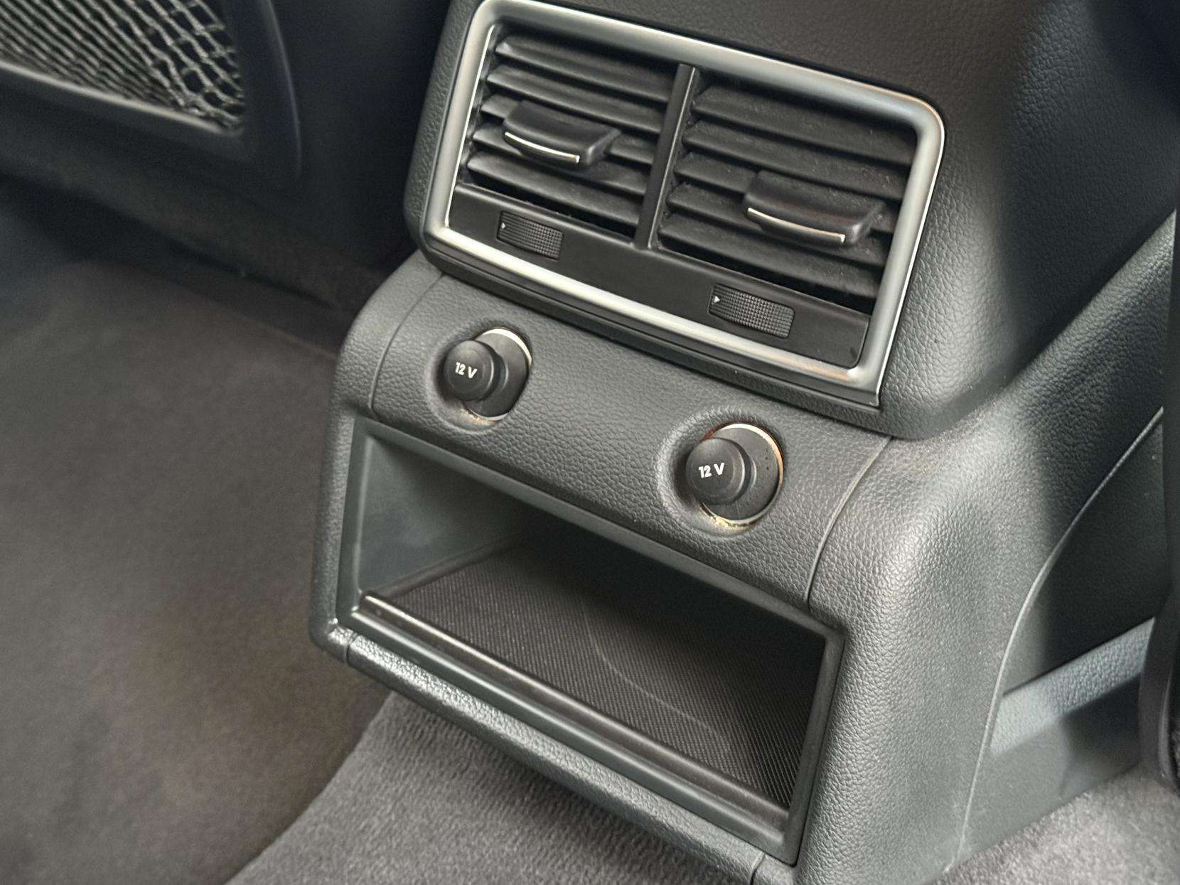 2013 AUDI Q7 2013 AUDI Q7