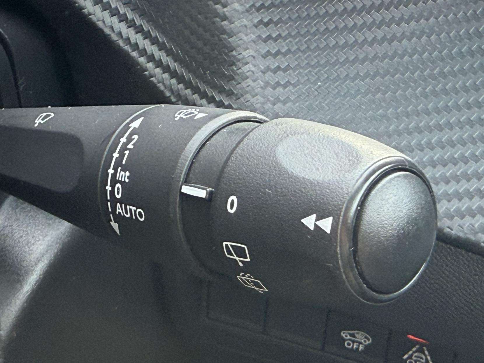 2020 PEUGEOT 2008 2020 PEUGEOT 2008