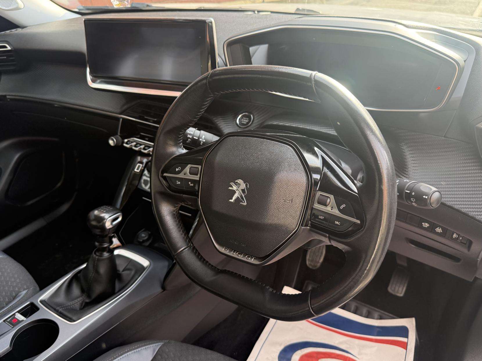 2020 PEUGEOT 2008 2020 PEUGEOT 2008