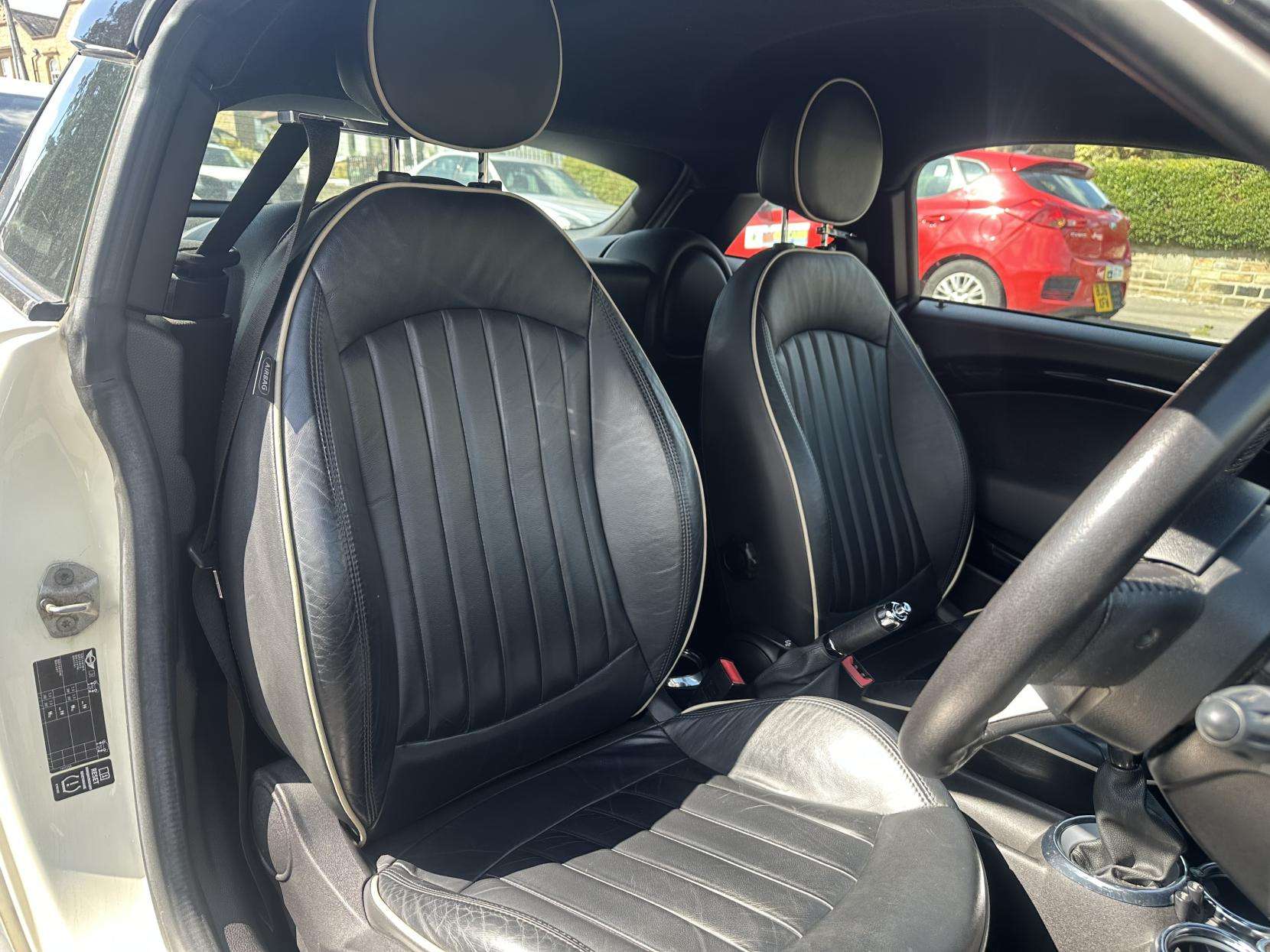 2012 MINI COUPE 2012 MINI COUPE