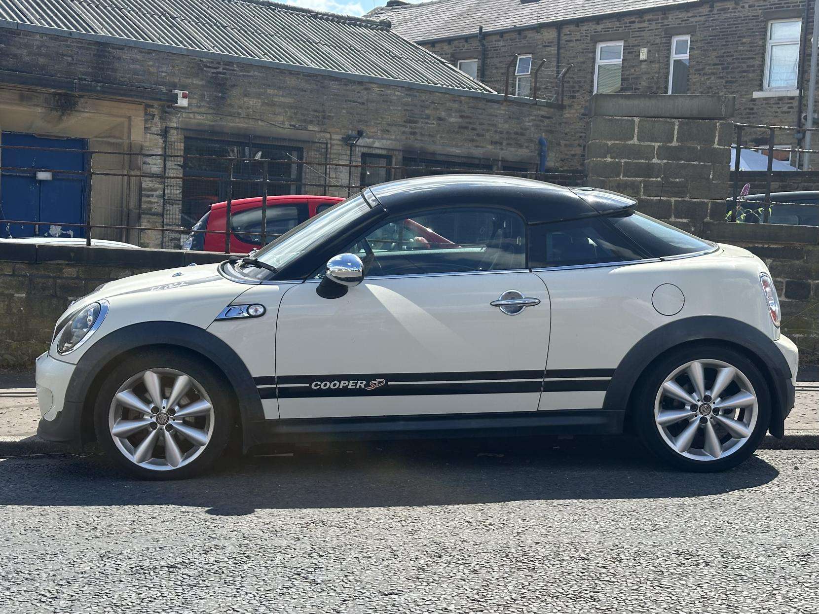 A 2012 MINI COUPE 2.0 Cooper SD Coupe 2dr Diesel Manual Euro 5 (s/s) (143 ps) A 2012 MINI COUPE 2.0 Cooper SD Coupe 2dr Diesel Manual Euro 5 (s/s) (143 ps)