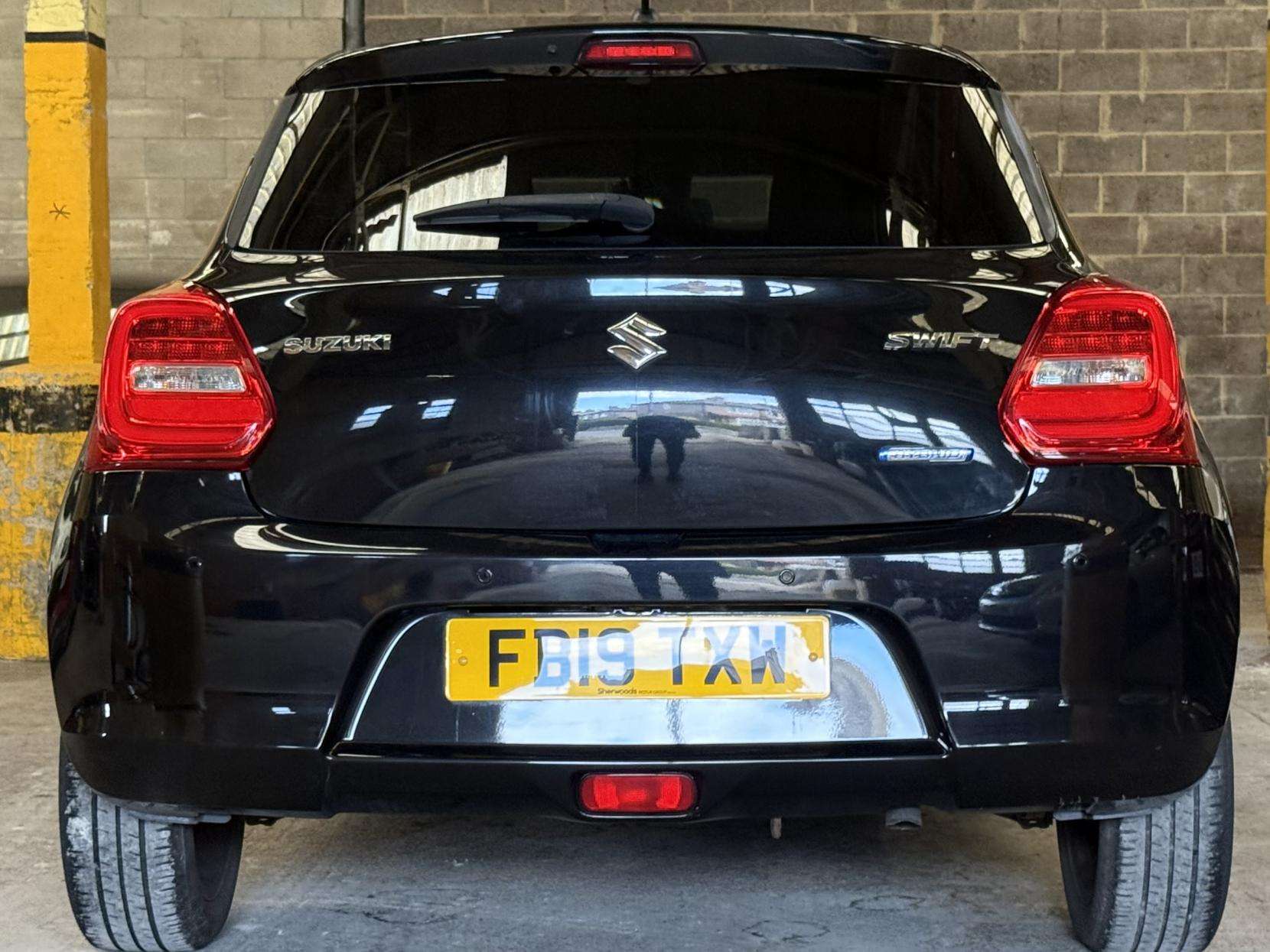 2019 SUZUKI SWIFT 2019 SUZUKI SWIFT