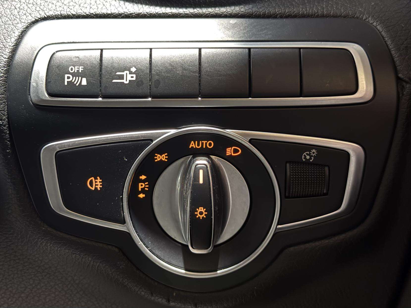 2019 MERCEDES-BENZ C 43 AMG 2019 MERCEDES-BENZ C 43 AMG