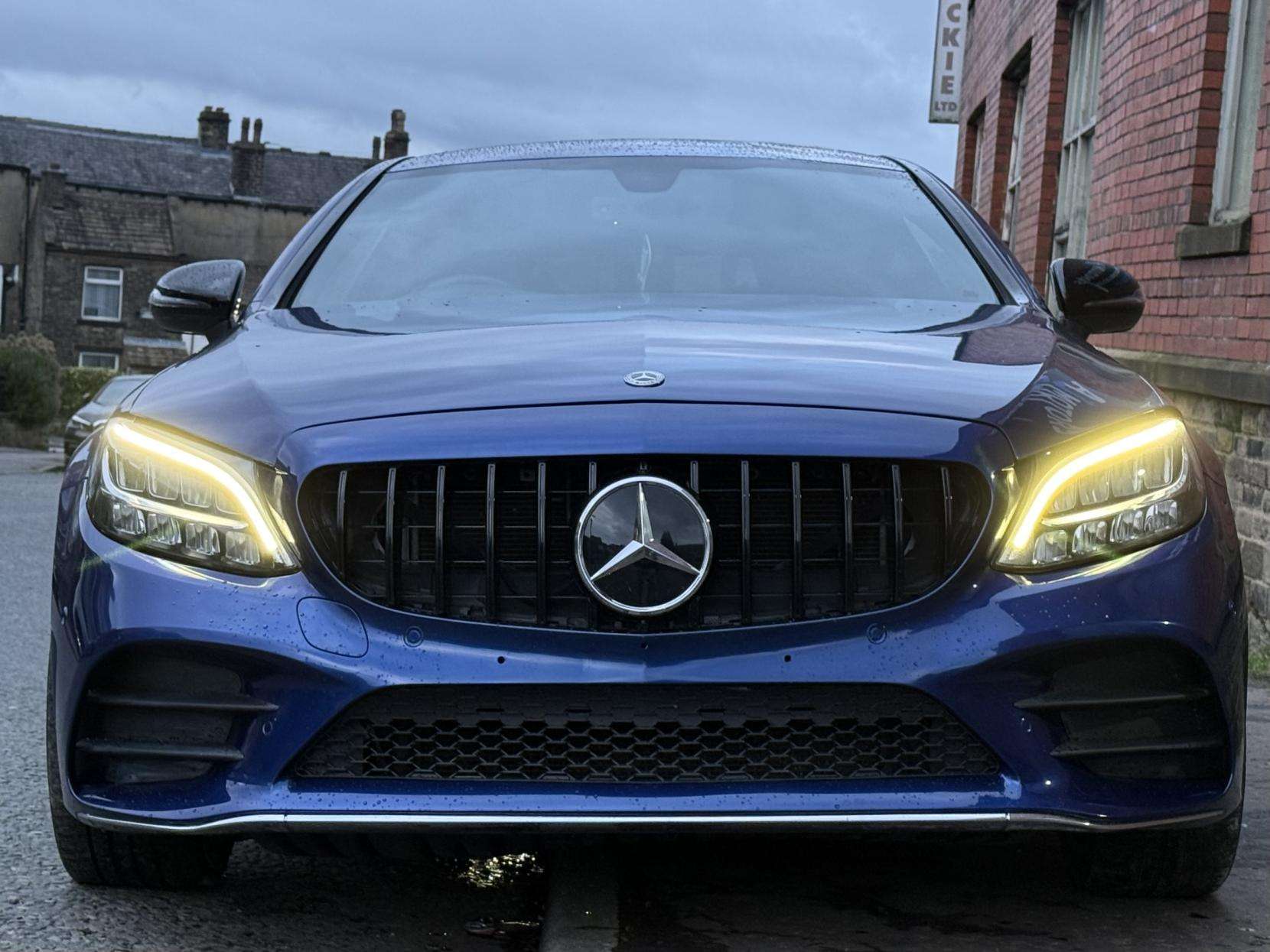 A 2019 MERCEDES-BENZ C 43 AMG Other A 2019 MERCEDES-BENZ C 43 AMG Other