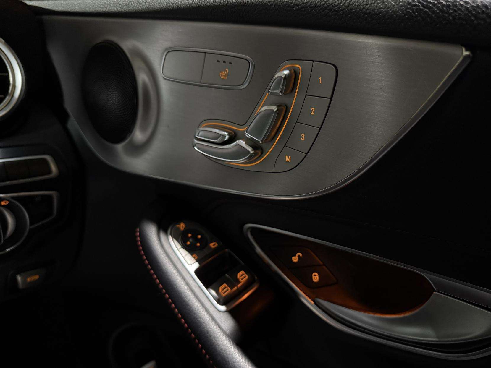 2019 MERCEDES-BENZ C 43 AMG 2019 MERCEDES-BENZ C 43 AMG