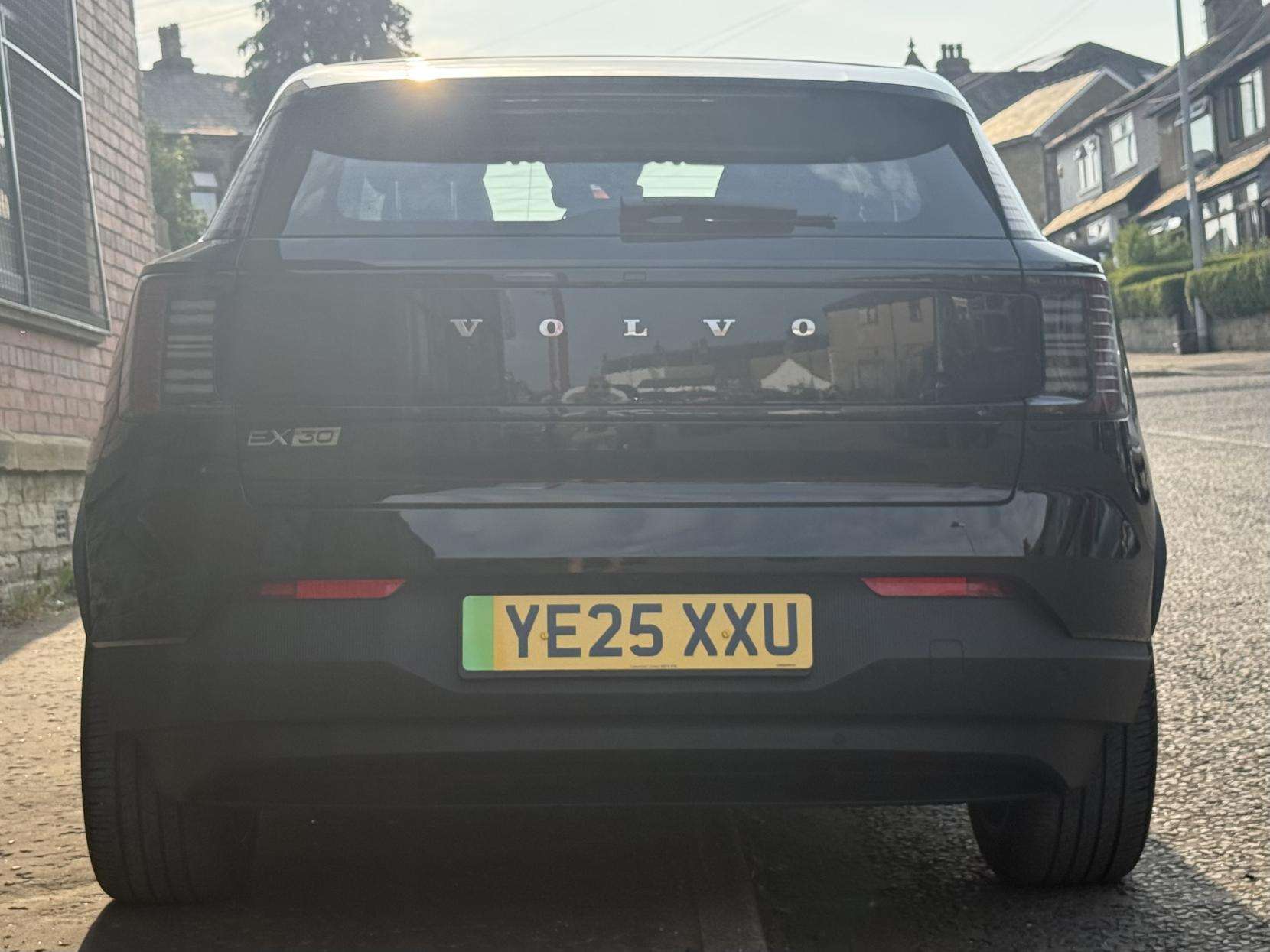 2025 VOLVO EX30 2025 VOLVO EX30