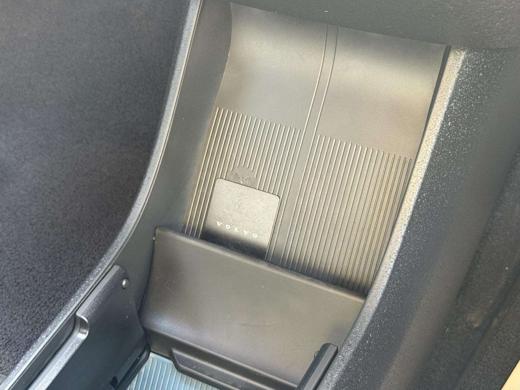 2025 VOLVO EX30 2025 VOLVO EX30