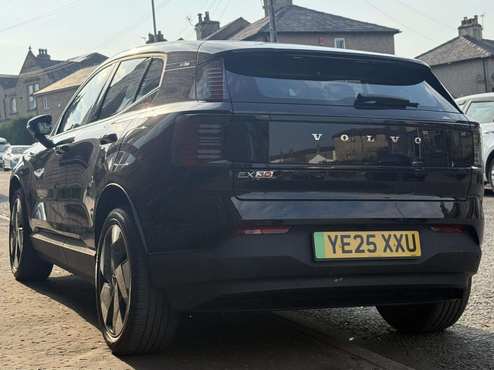 2025 VOLVO EX30 2025 VOLVO EX30