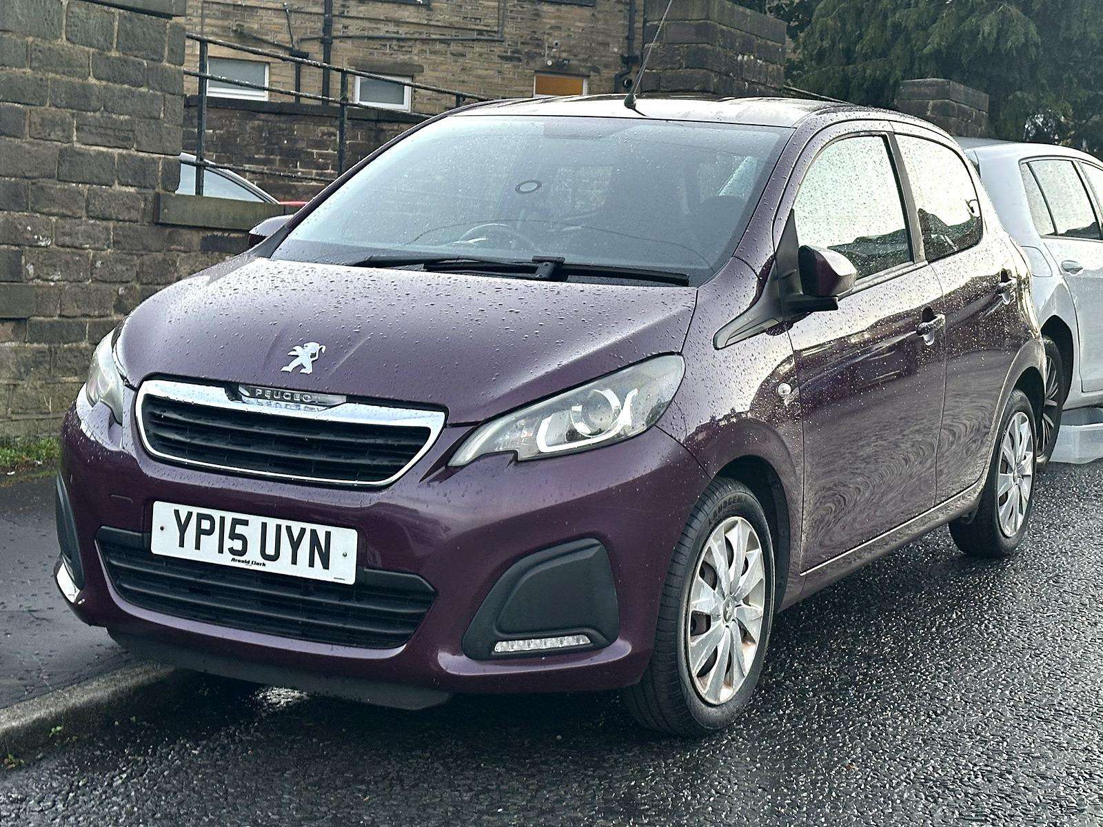 A 2015 PEUGEOT 108 1.0 VTi Active Hatchback 5dr Petrol Manual Euro 5 Euro 5 (68 ps) A 2015 PEUGEOT 108 1.0 VTi Active Hatchback 5dr Petrol Manual Euro 5 Euro 5 (68 ps)