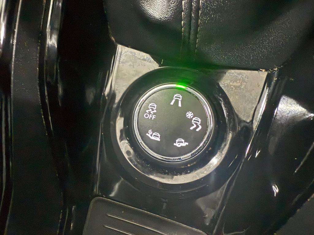 2017 PEUGEOT 2008 2017 PEUGEOT 2008