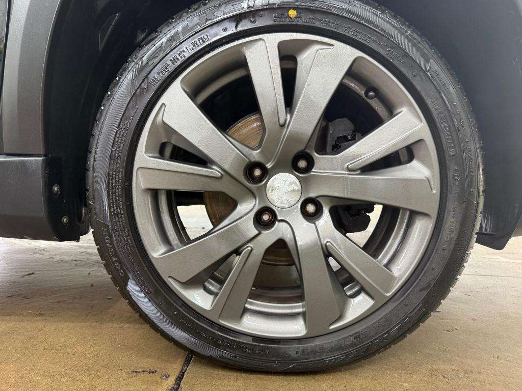 2017 PEUGEOT 2008 2017 PEUGEOT 2008