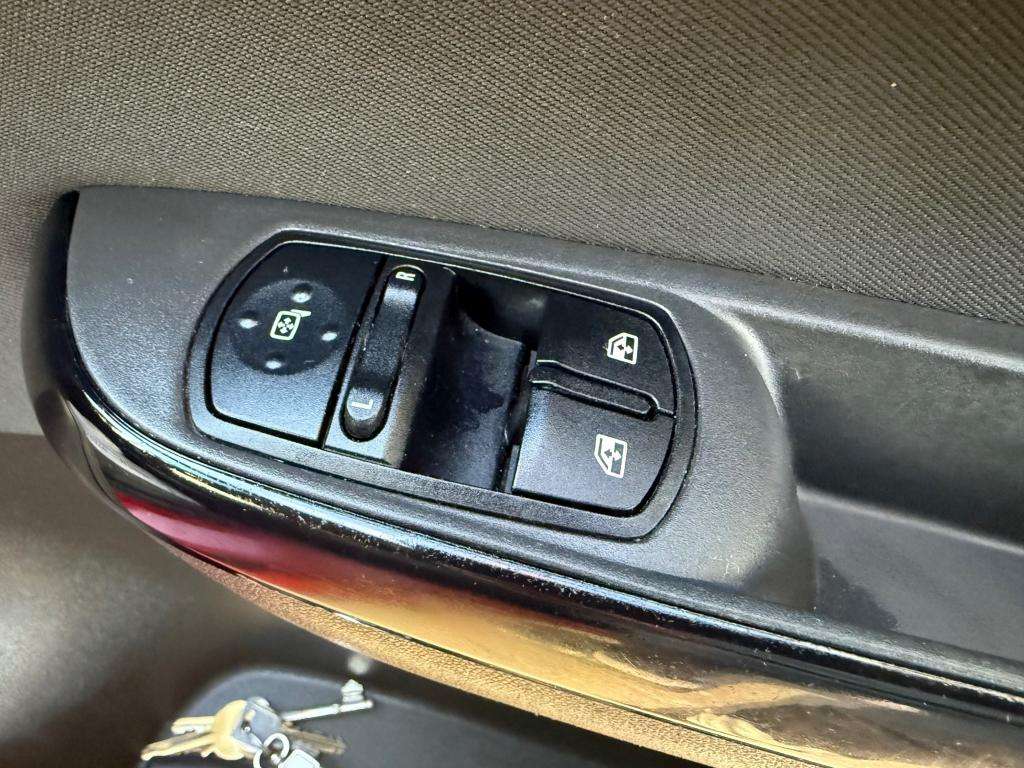 2015 VAUXHALL CORSA 2015 VAUXHALL CORSA