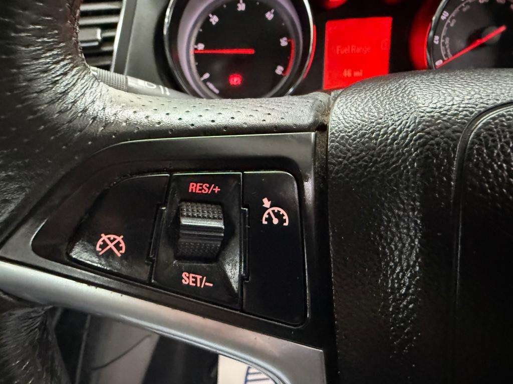 2010 VAUXHALL INSIGNIA 2010 VAUXHALL INSIGNIA