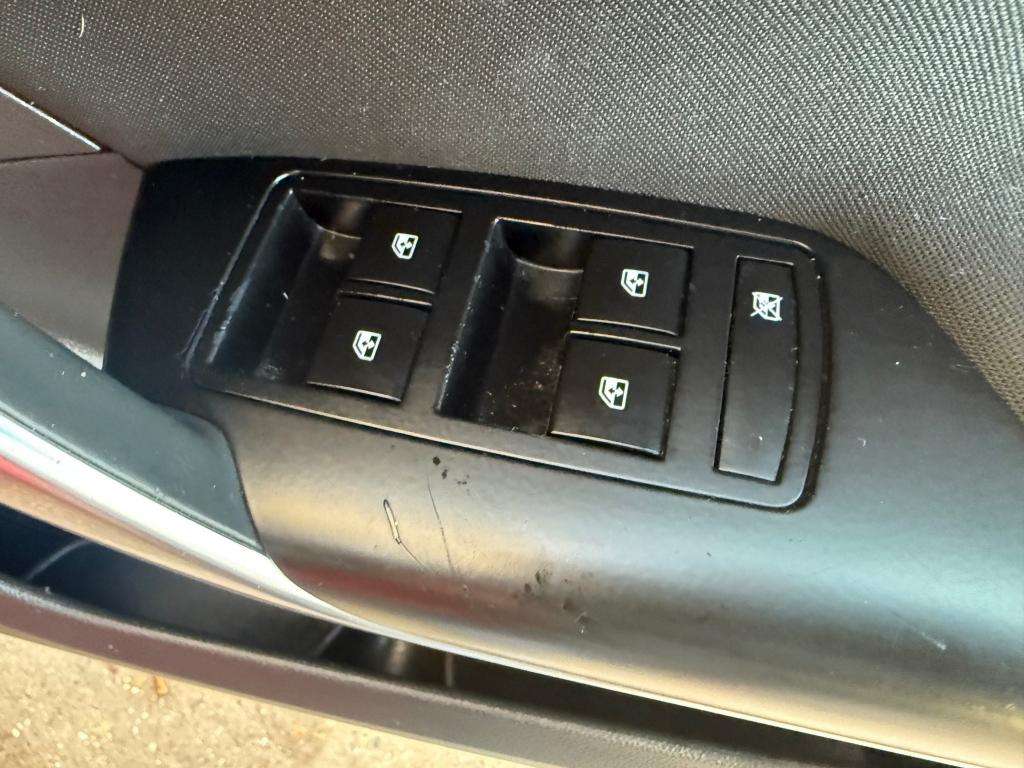 2016 VAUXHALL INSIGNIA 2016 VAUXHALL INSIGNIA