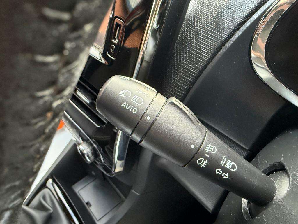 2014 RENAULT CLIO 2014 RENAULT CLIO