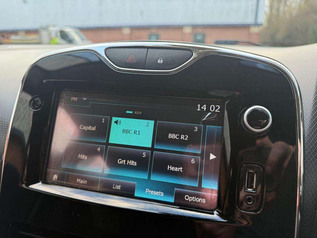 2014 RENAULT CLIO 2014 RENAULT CLIO