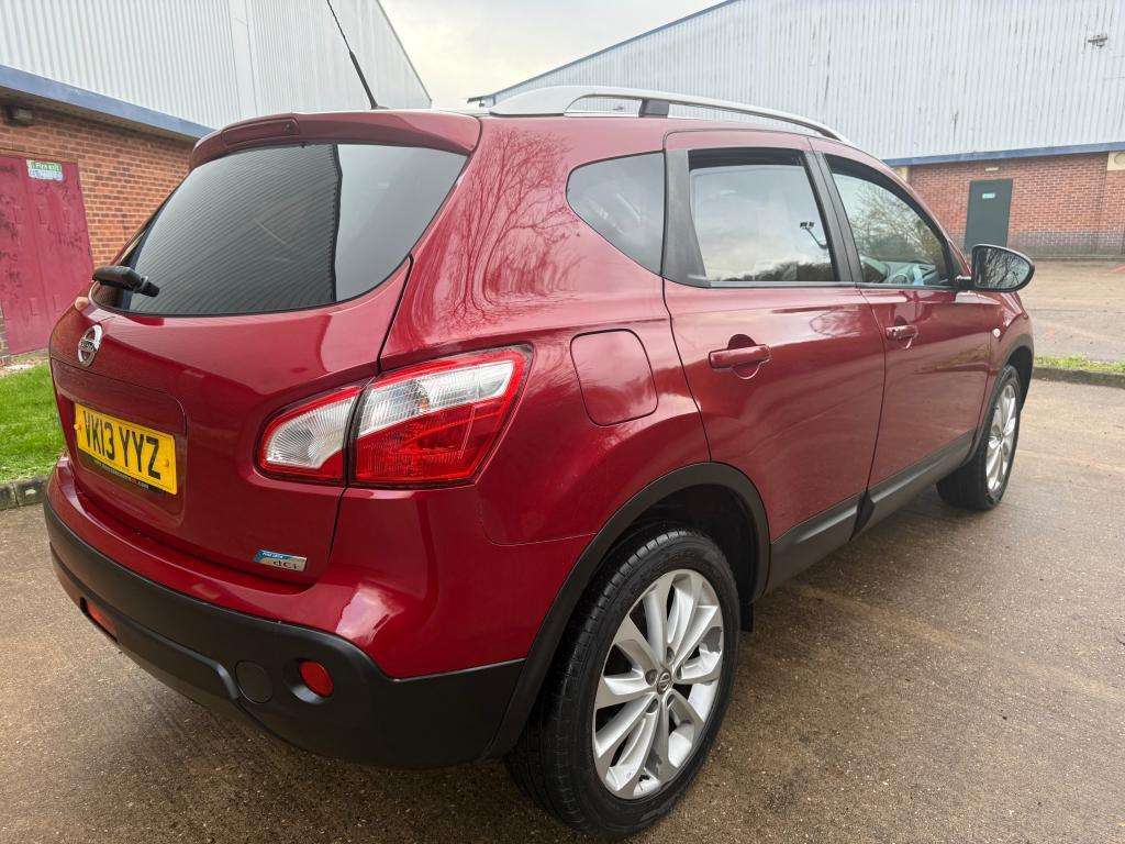 A 2013 NISSAN QASHQAI Tekna Is Dci A 2013 NISSAN QASHQAI Tekna Is Dci