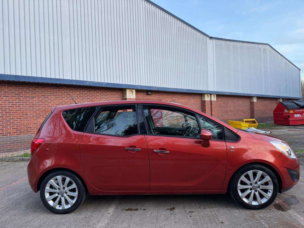 A 2013 VAUXHALL MERIVA Se A 2013 VAUXHALL MERIVA Se