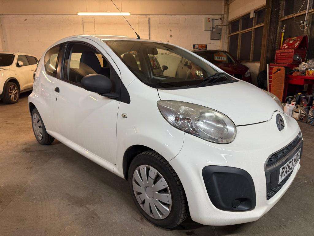 A 2013 CITROEN C1 Vt A 2013 CITROEN C1 Vt
