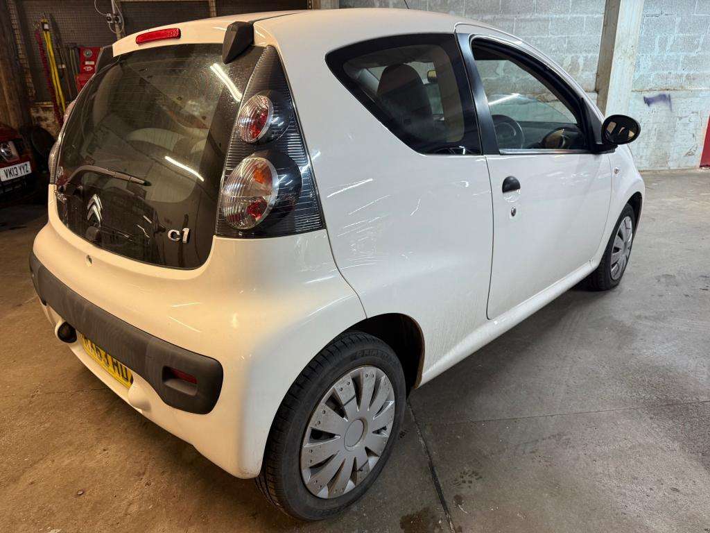 A 2013 CITROEN C1 Vt A 2013 CITROEN C1 Vt