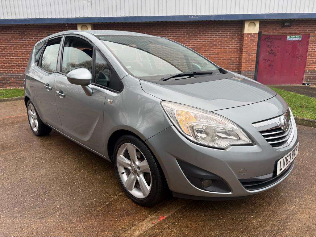 A 2013 VAUXHALL MERIVA Tech Line A 2013 VAUXHALL MERIVA Tech Line