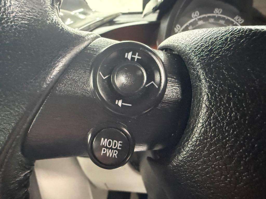 2013 TOYOTA IQ 2013 TOYOTA IQ