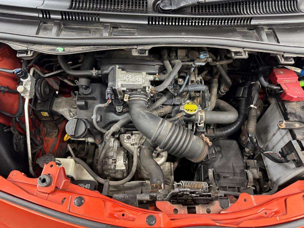 2013 TOYOTA IQ 2013 TOYOTA IQ