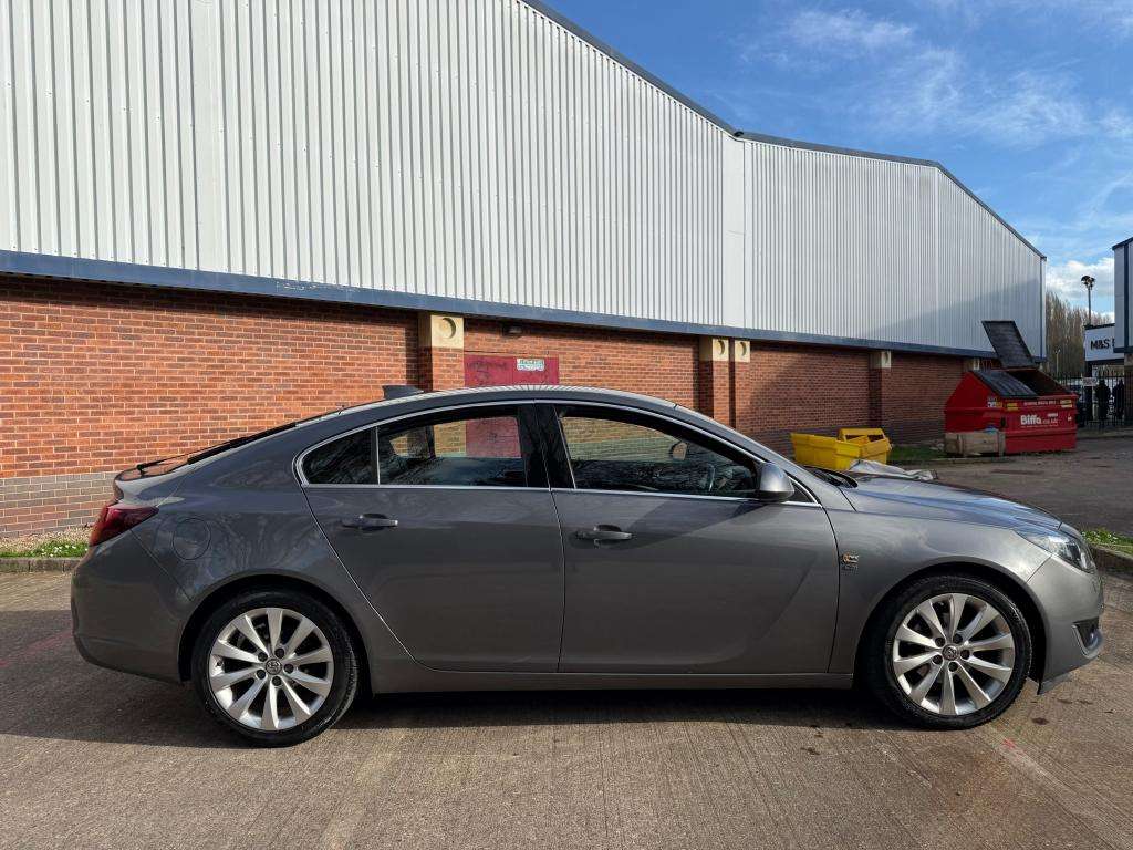 A 2016 VAUXHALL INSIGNIA Elite Nav Cdti Ecoflex S/s A 2016 VAUXHALL INSIGNIA Elite Nav Cdti Ecoflex S/s