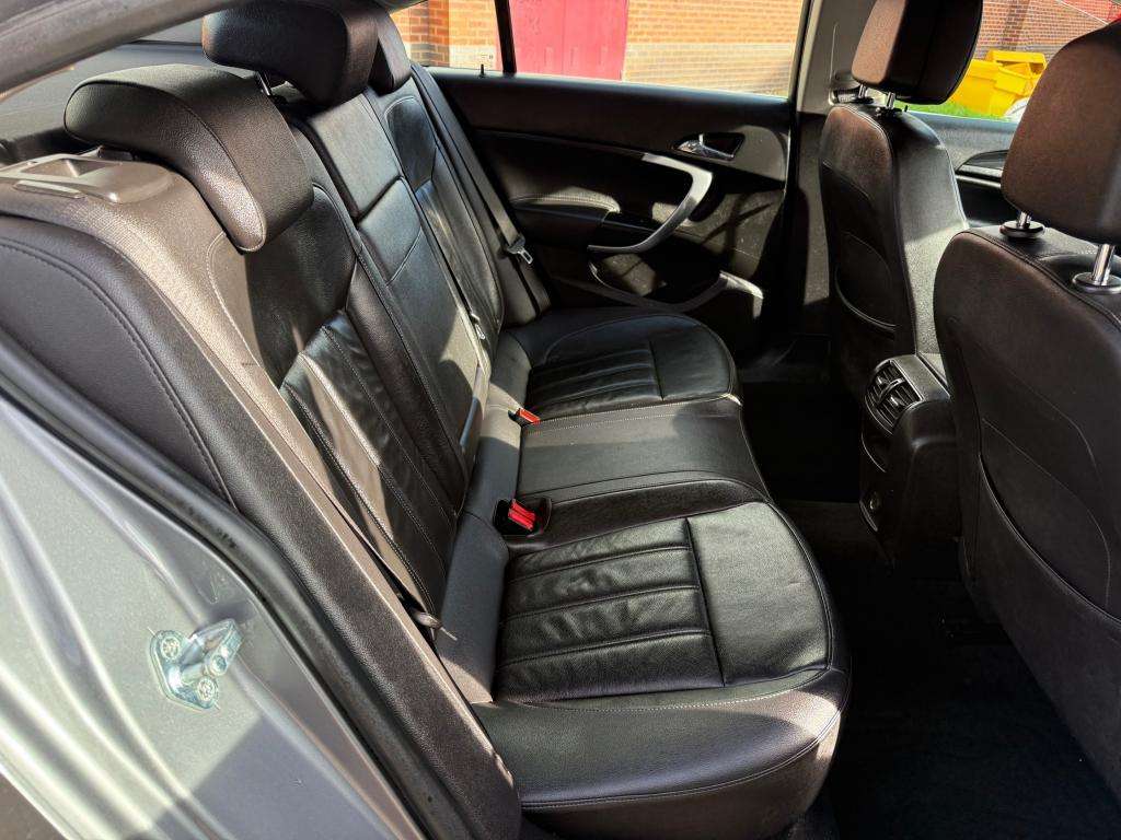 2016 VAUXHALL INSIGNIA 2016 VAUXHALL INSIGNIA