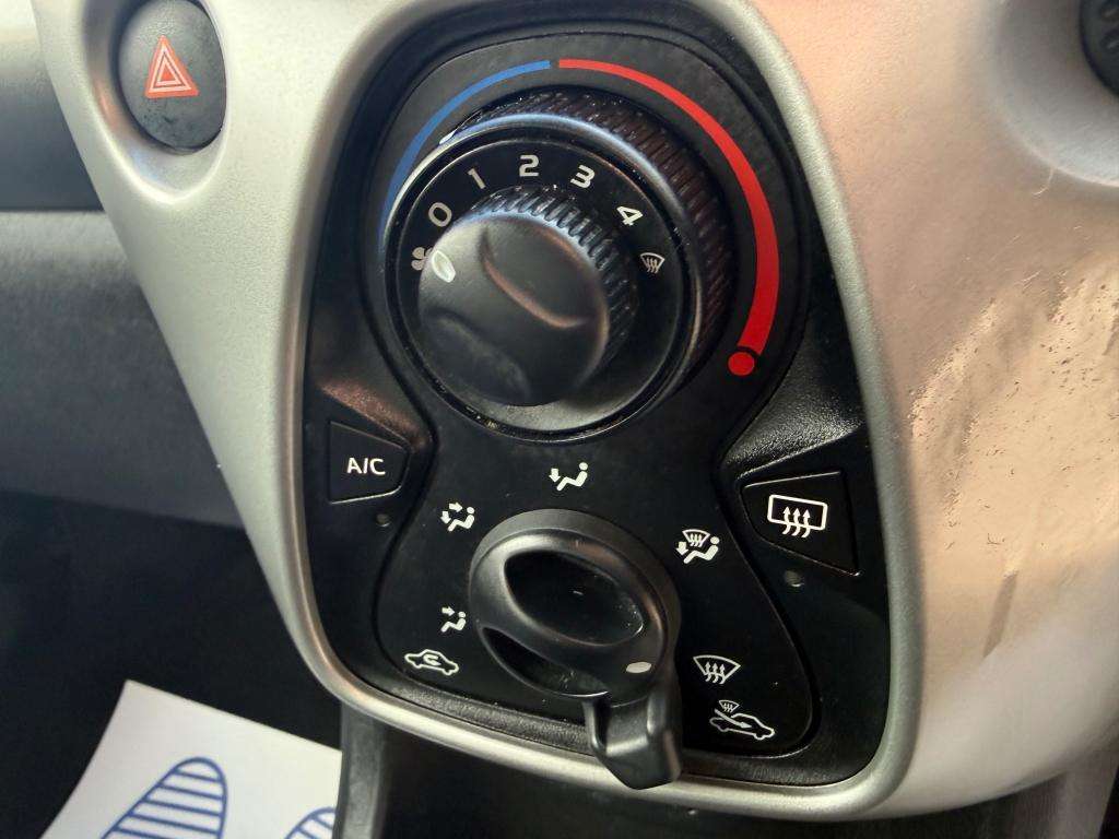 2016 PEUGEOT 108 2016 PEUGEOT 108