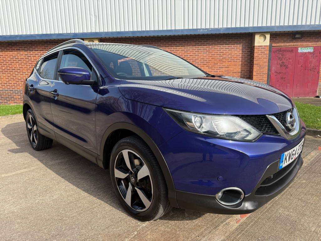 A 2015 NISSAN QASHQAI N-tec+ Dci A 2015 NISSAN QASHQAI N-tec+ Dci