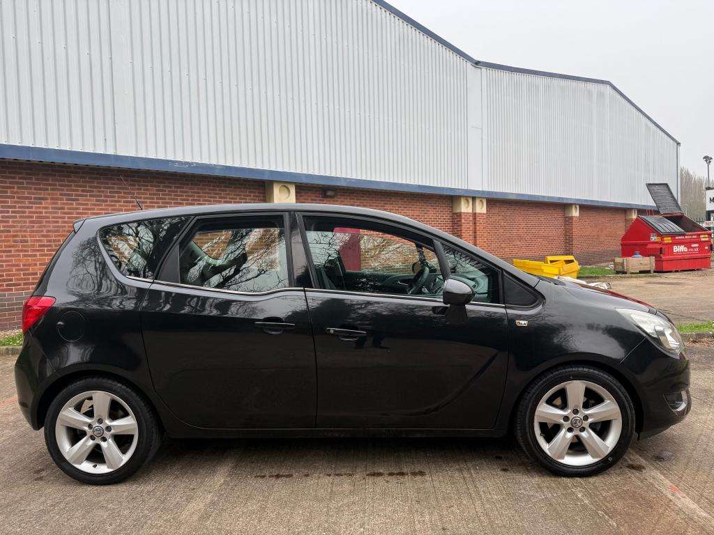 A 2015 VAUXHALL MERIVA Tech Line A 2015 VAUXHALL MERIVA Tech Line