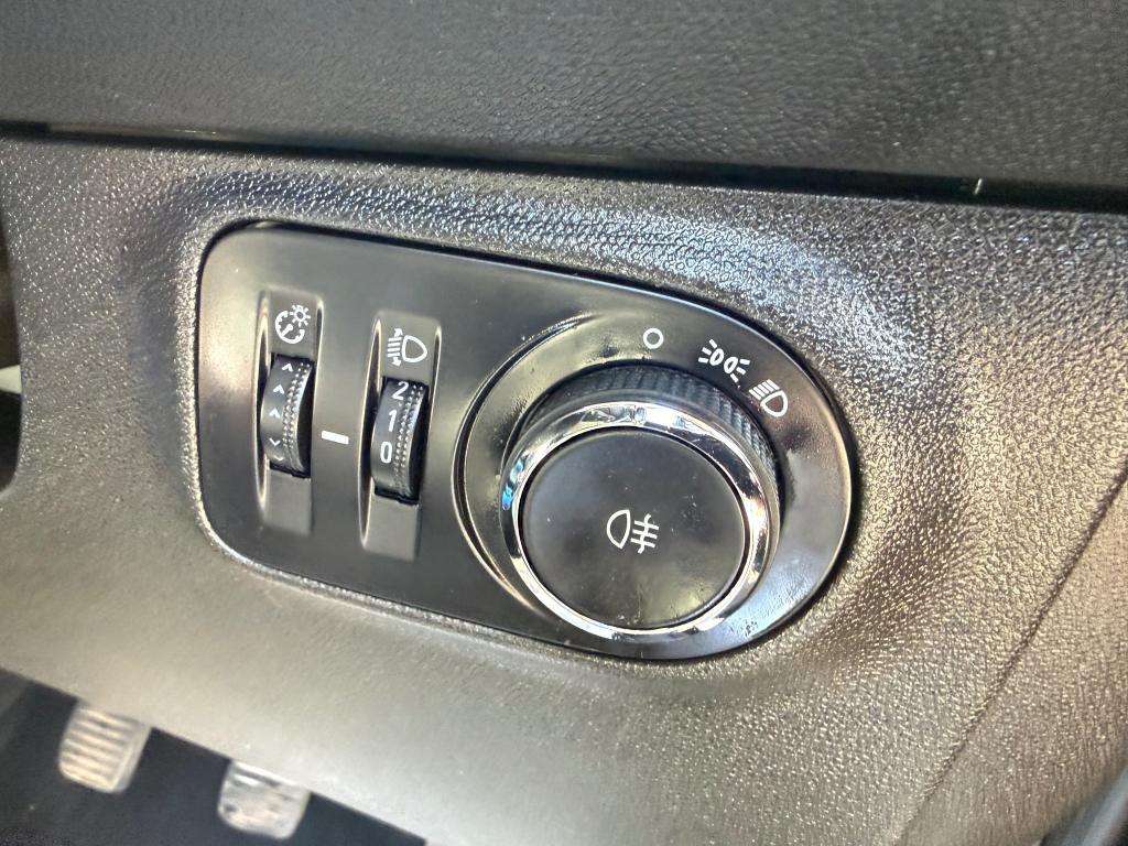 2015 VAUXHALL ADAM 2015 VAUXHALL ADAM