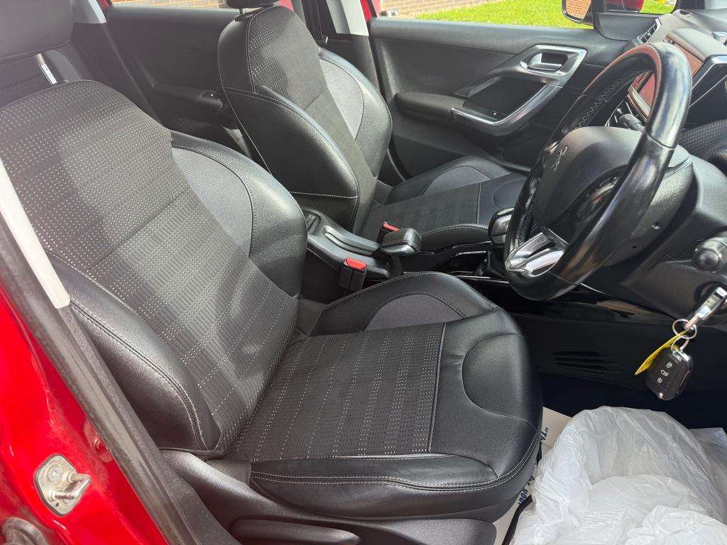 2017 PEUGEOT 2008 2017 PEUGEOT 2008