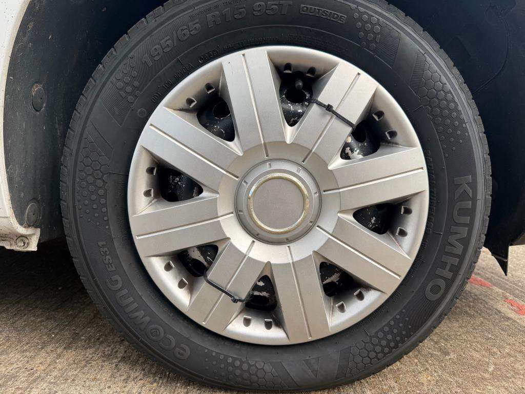 2014 RENAULT KANGOO 2014 RENAULT KANGOO