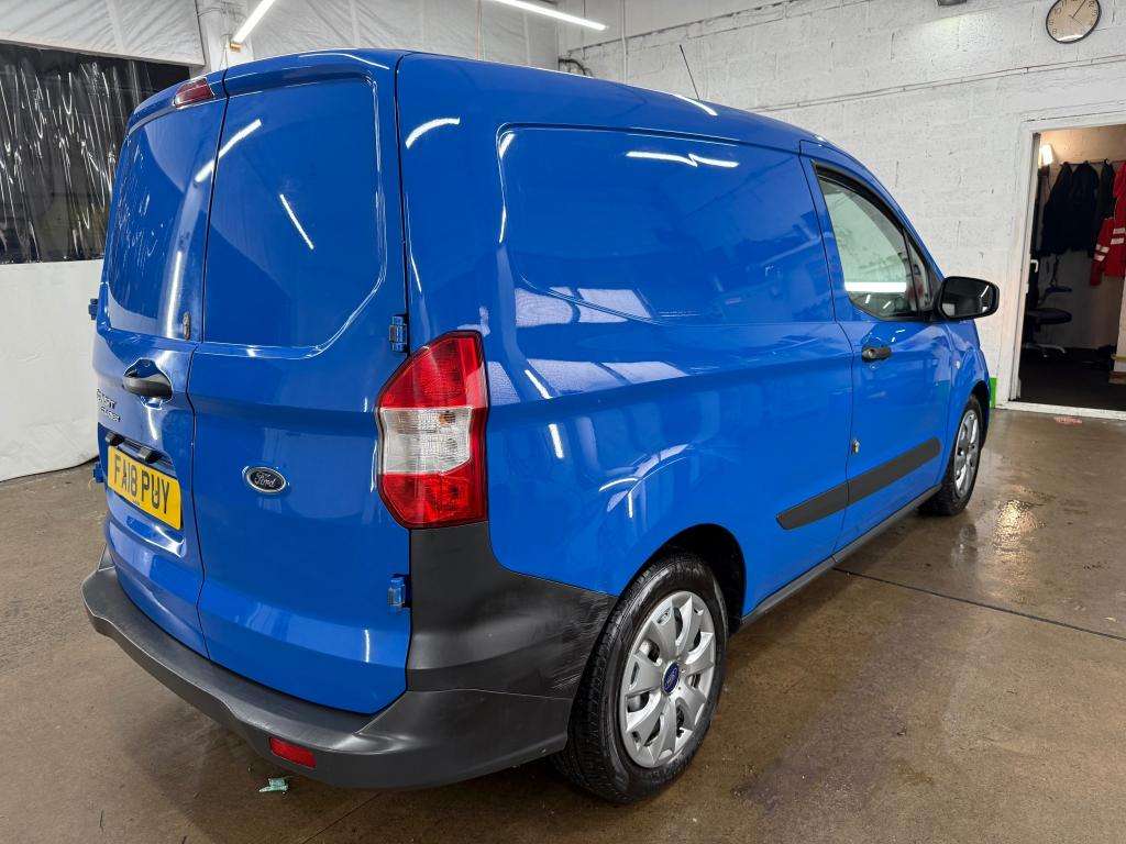 A 2018 FORD TRANSIT COURIER Base Tdci A 2018 FORD TRANSIT COURIER Base Tdci