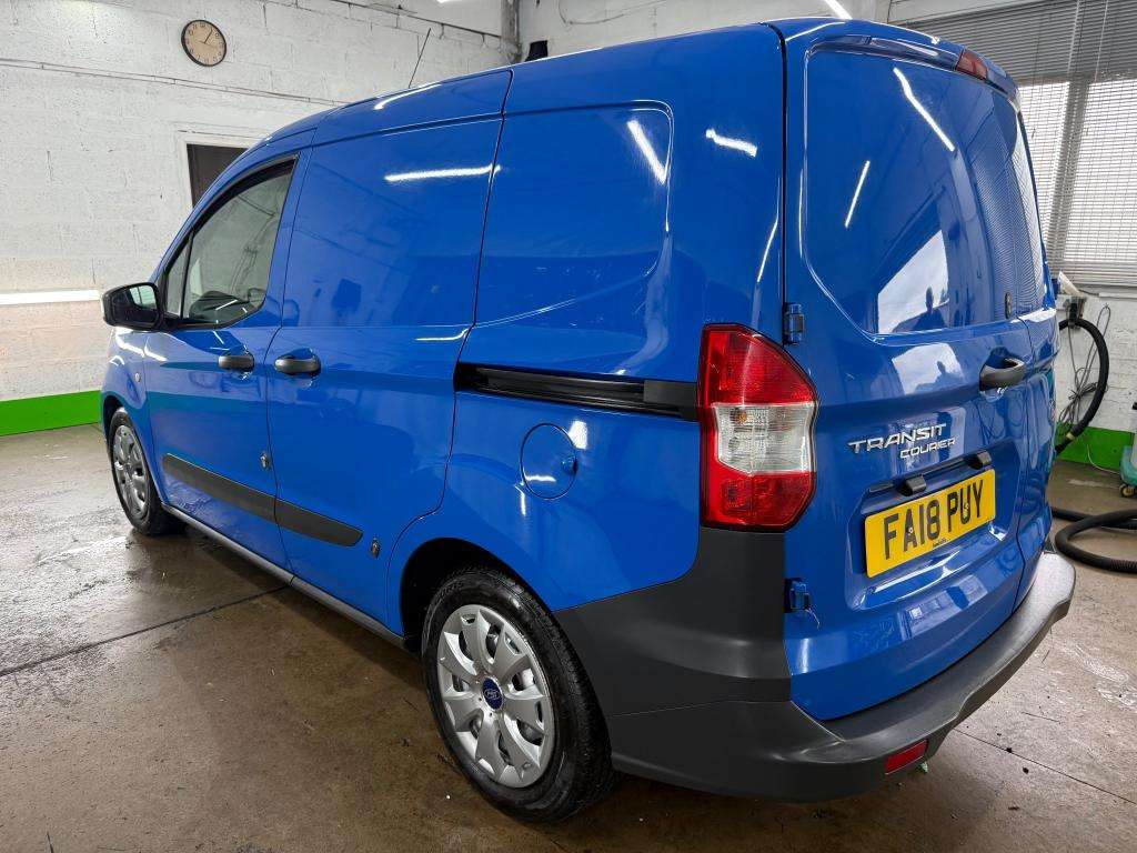 A 2018 FORD TRANSIT COURIER Base Tdci A 2018 FORD TRANSIT COURIER Base Tdci