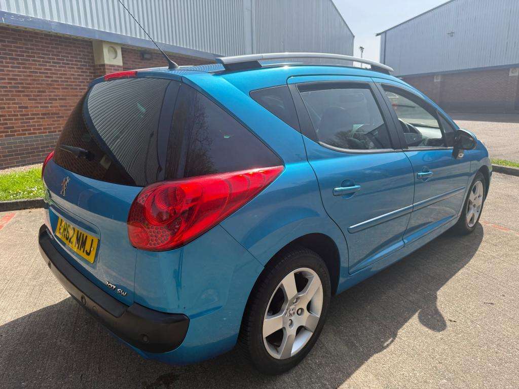 A 2012 PEUGEOT 207 Allure Sw Auto A 2012 PEUGEOT 207 Allure Sw Auto